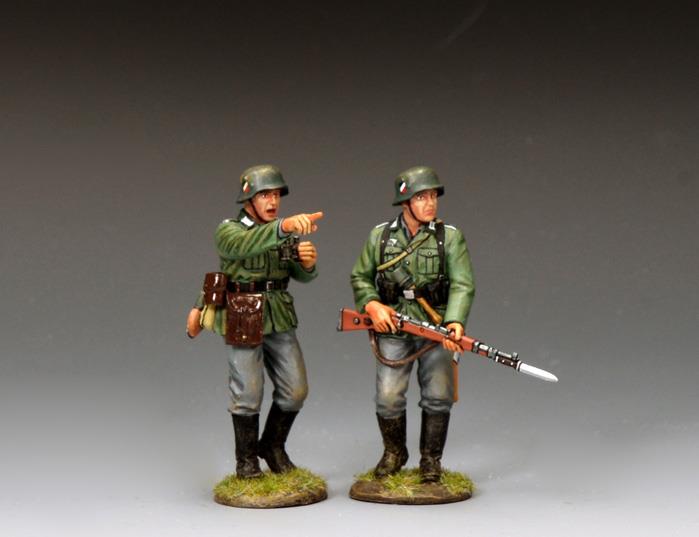 Wehrmacht junior officer and a Wehrmacht infantryman
