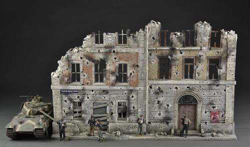 Berlin building in bombed condition